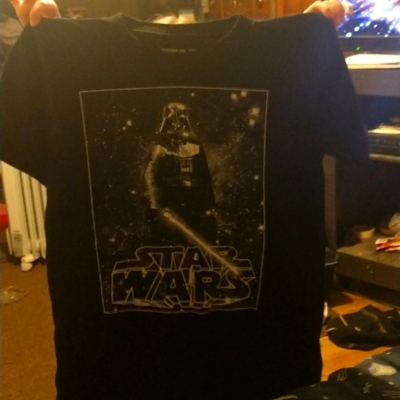 EUC! Lucasfilms Ltd Star Wars Darth Vader Light Saber Print T-shirt Size S - Picture 8 of 9